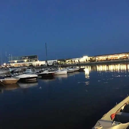 Seaside Piano Bar Apartament