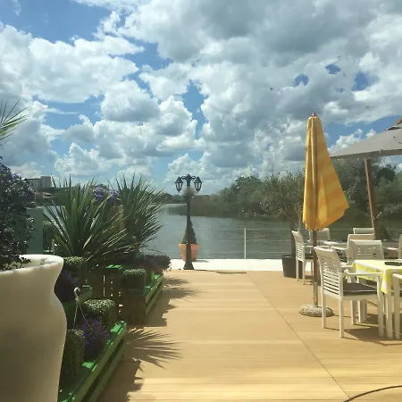 Seaside Piano Bar Apartament * Mamaia
